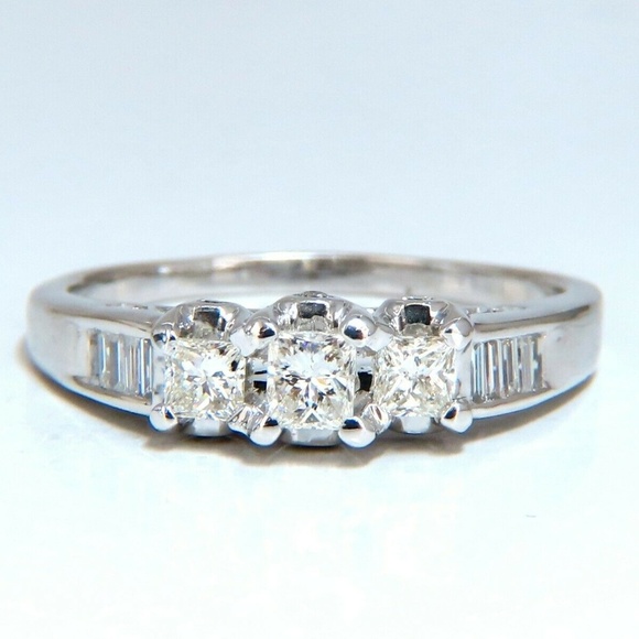 1.30ct Natural Princess Cut Diamonds Ring 14 Karat - Picture 4 of 6